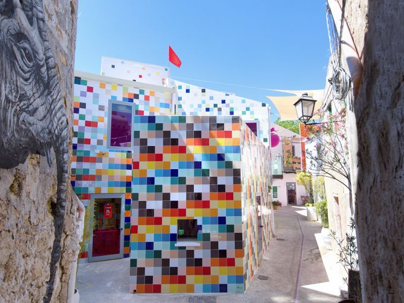 Introduir l'art contemporain dans un village sicilien: un exemple pour Terract?